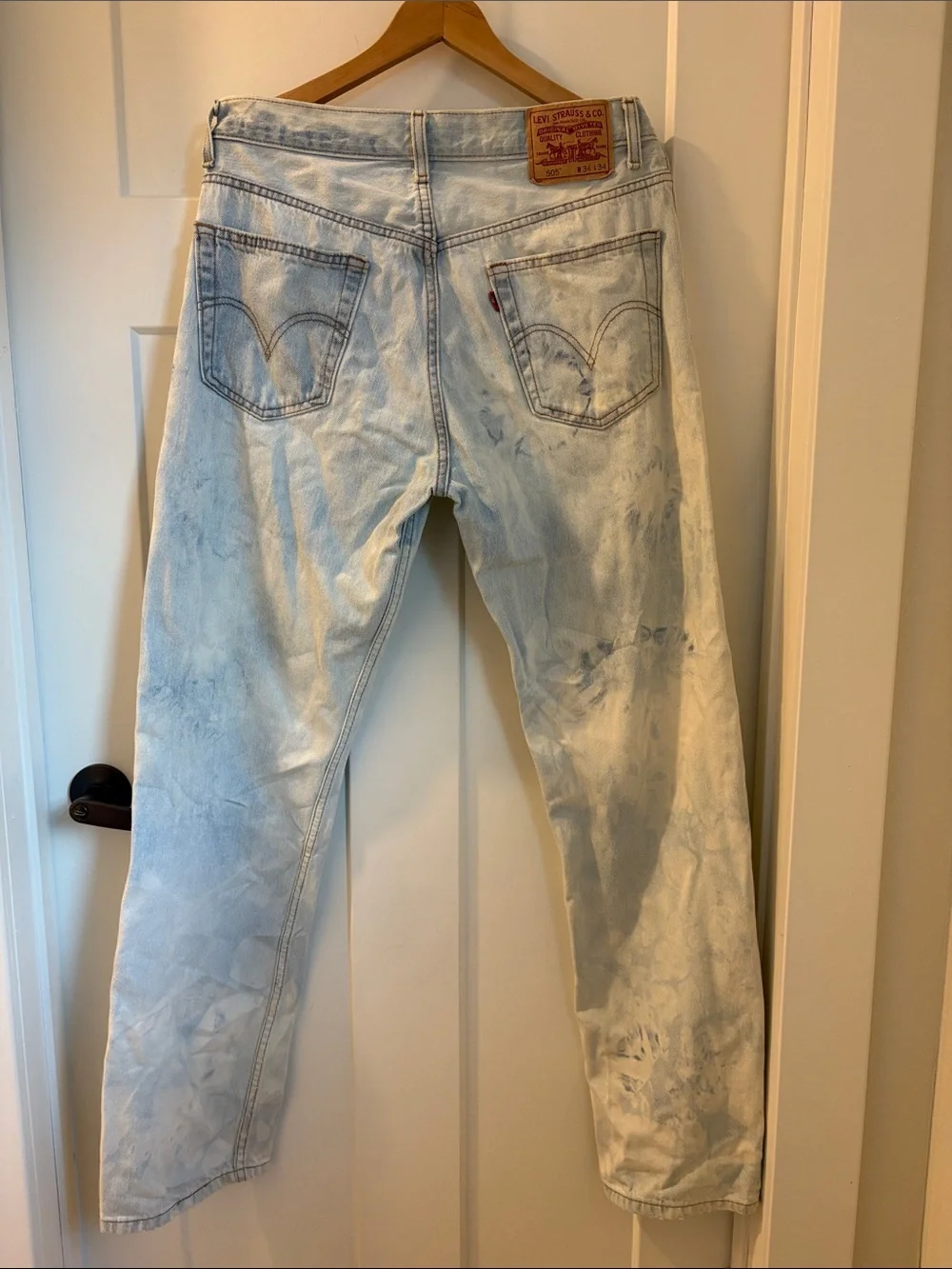 100% cotton acid washed Levi's